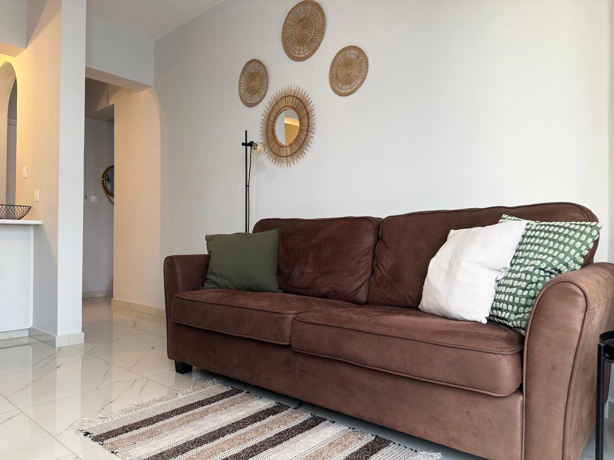 Sea View Apartment Near The Beach Paphos Exterior foto