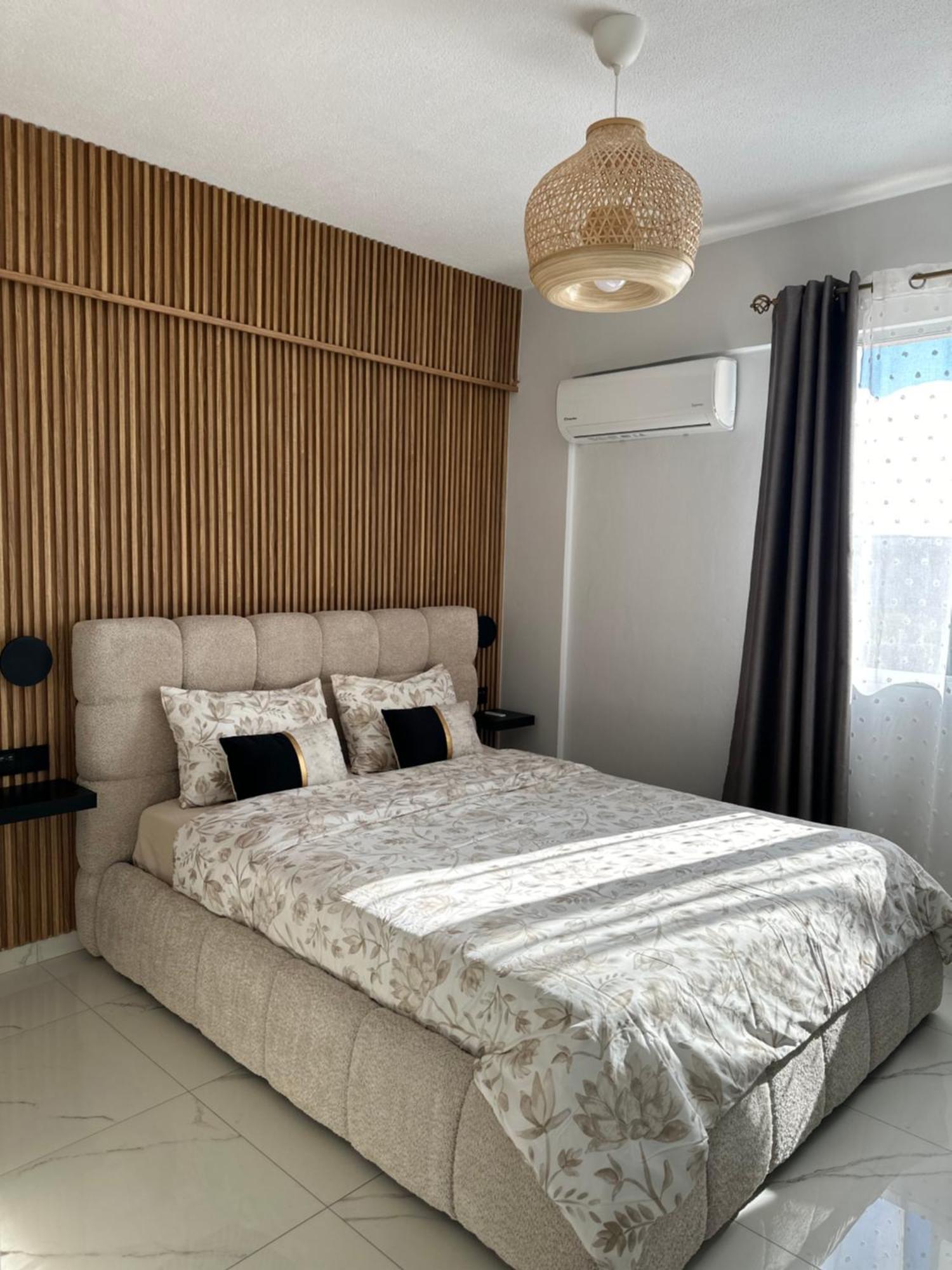 Sea View Apartment Near The Beach Paphos Exterior foto